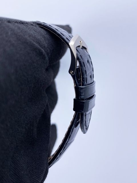 Patek Philippe Calatrava 5227G-010 Image 5